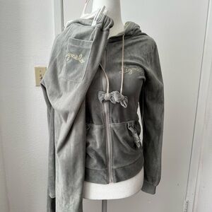 Rare LizMelo gray set